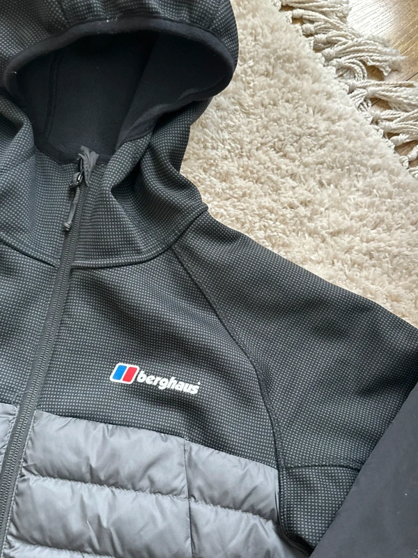 Berghaus crno-siva postavljena jakna — fotografija 2
