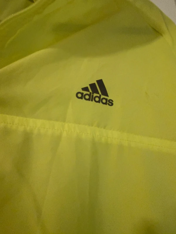 Adidas žuti šuškavac — fotografija 3