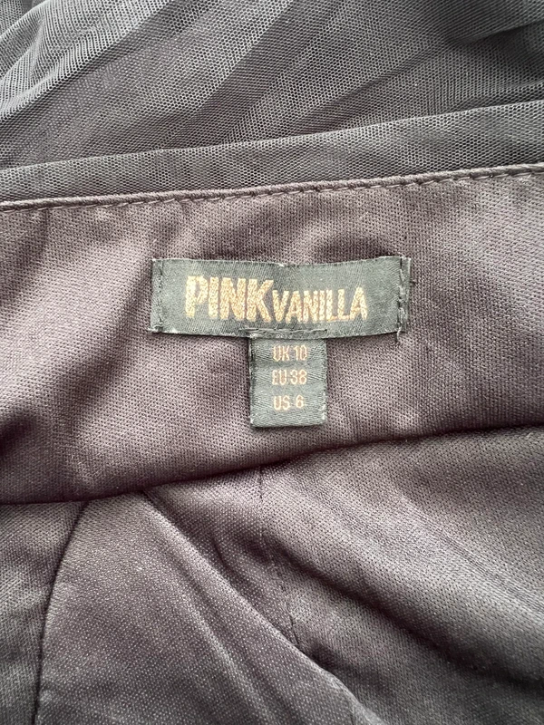 Pink Vanilla crna mini haljina — fotografija 2
